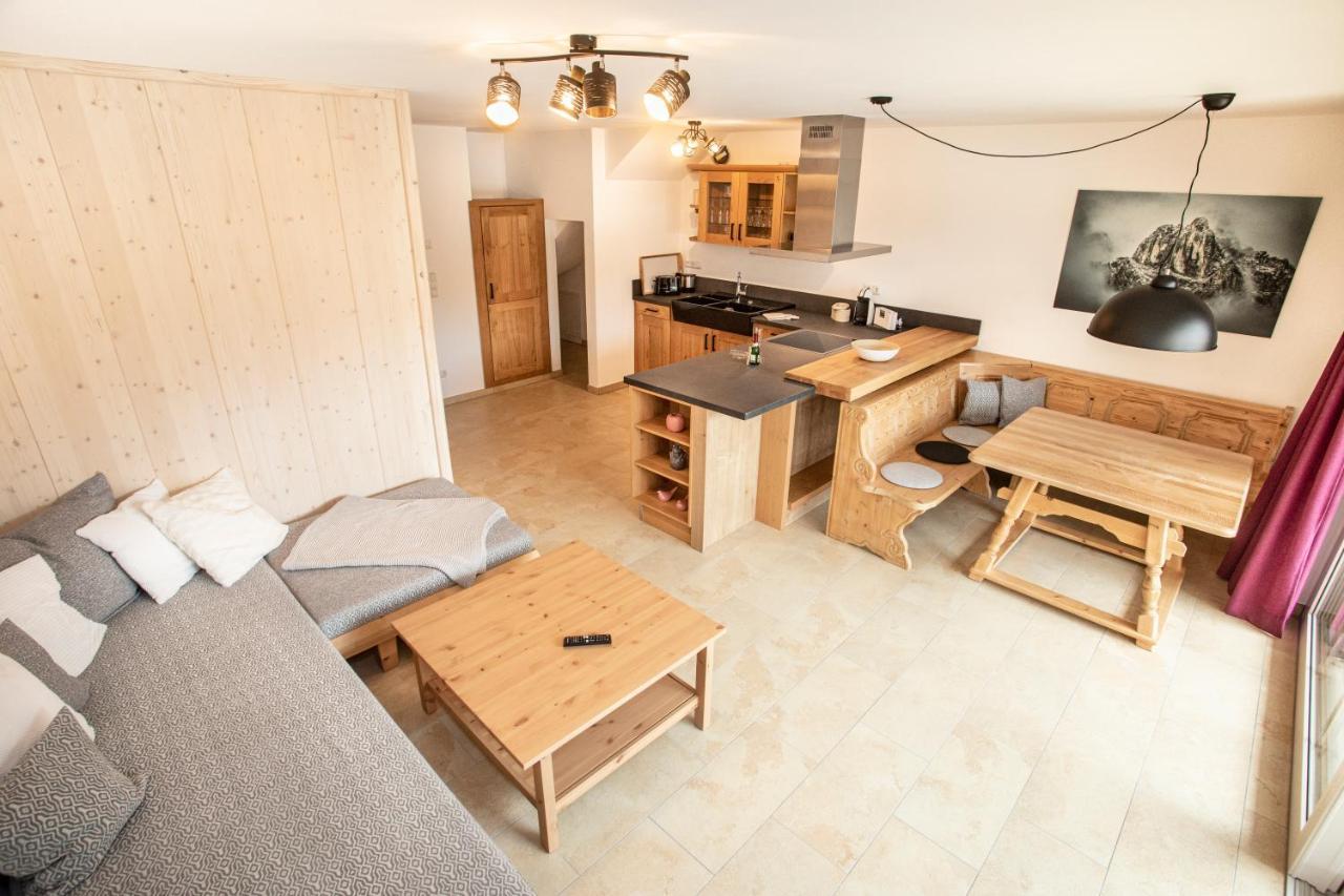 Ferienwohnungen "Zur Wally", Apartment Sauba Garmisch-Partenkirchen Zewnętrze zdjęcie